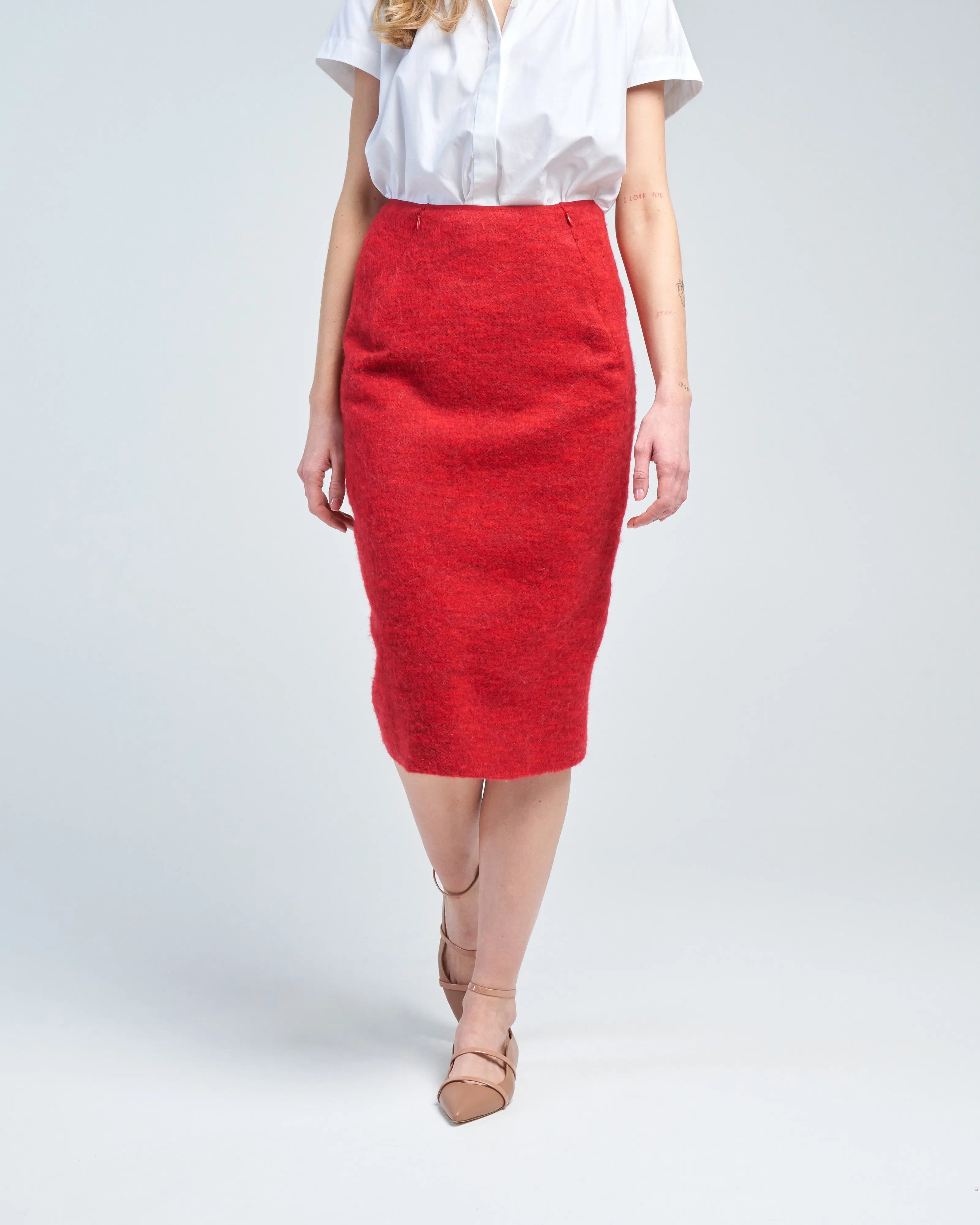 pleat back skirt