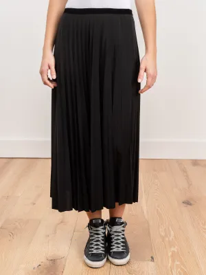 pleat skirt - black