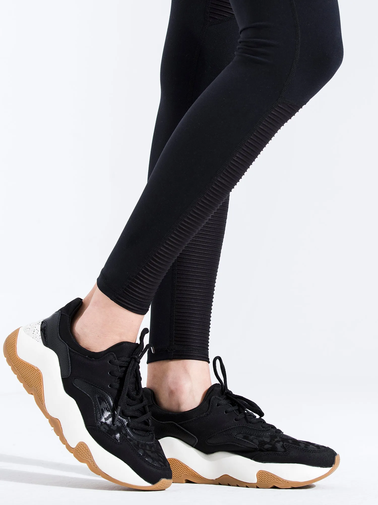 PLEATED POCKET PANTS, BLACK