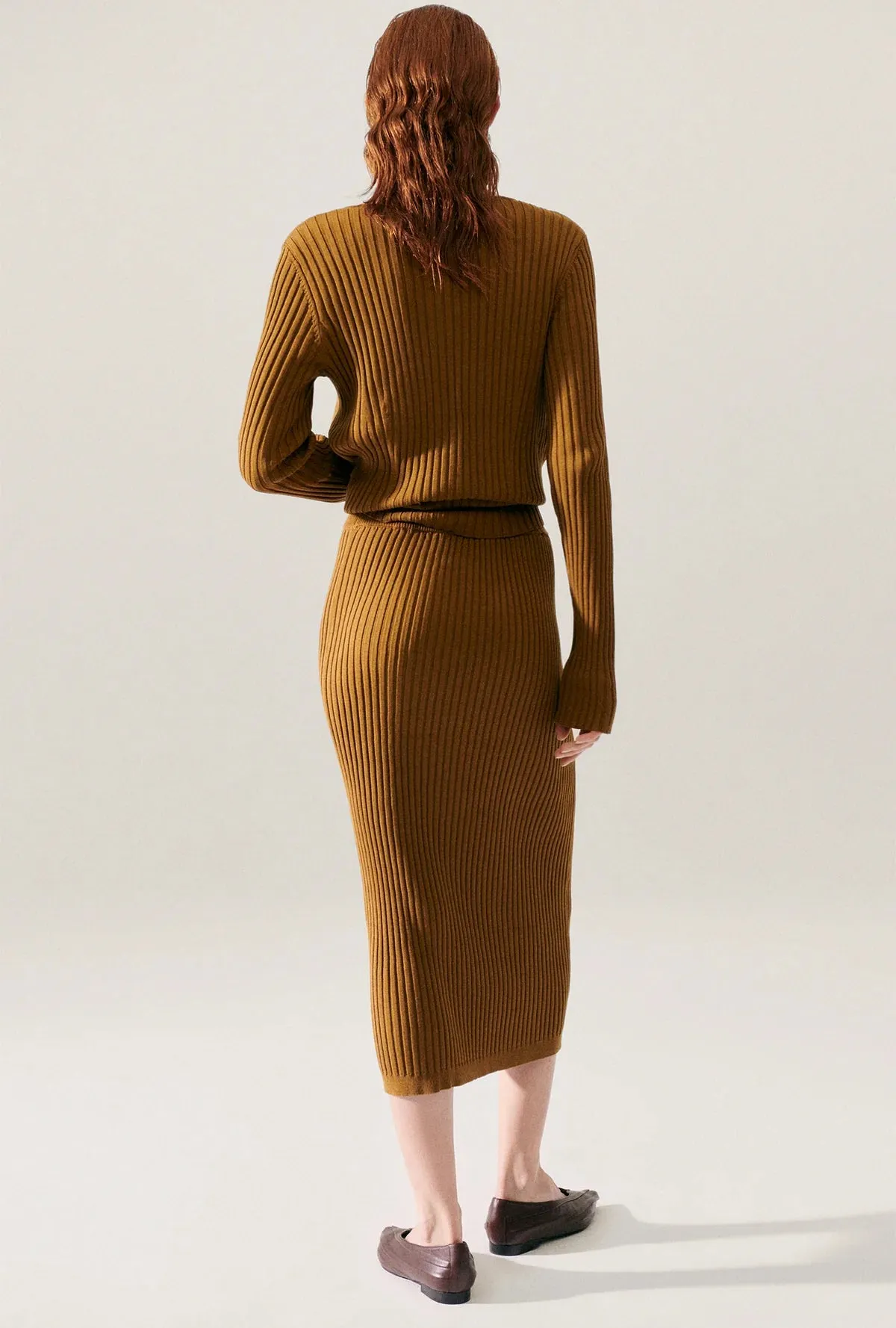 Silk Laundry - Ribbed Straight Skirt / Drought