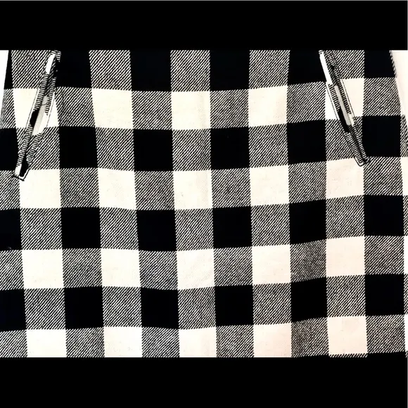 TALBOTS BUFFALO PLAID BLK/WHI CHECKERED WOOL BLEND MINI PENCIL SKIRT SIZE 2 NWOT