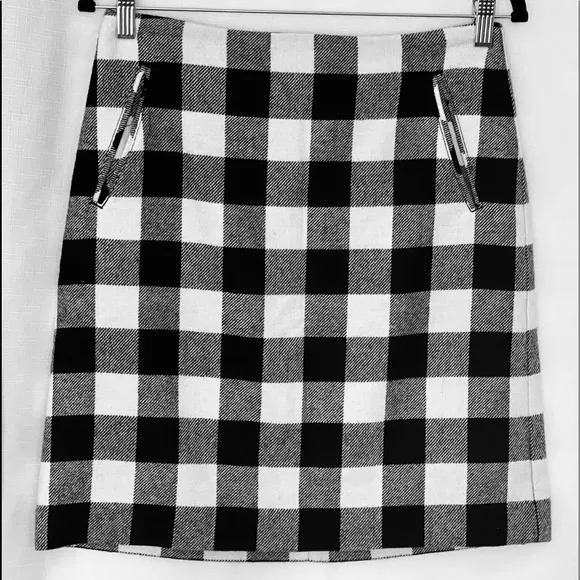 TALBOTS BUFFALO PLAID BLK/WHI CHECKERED WOOL BLEND MINI PENCIL SKIRT SIZE 2 NWOT