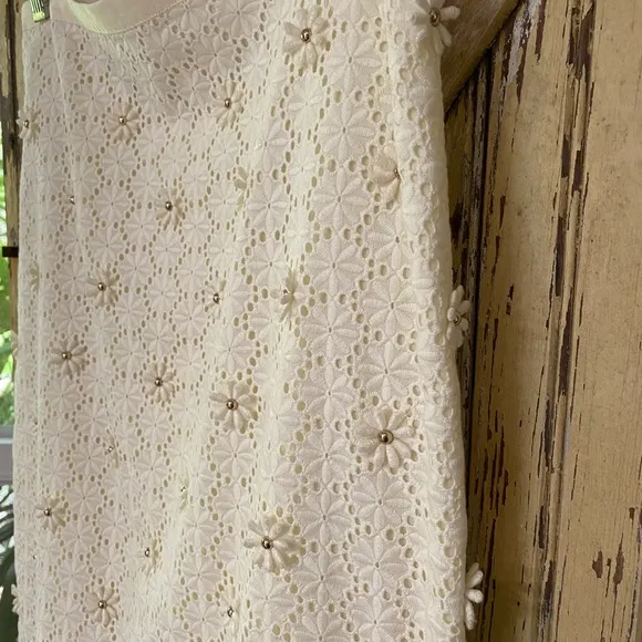 Talbot’s eyelet lace skirt ❤️