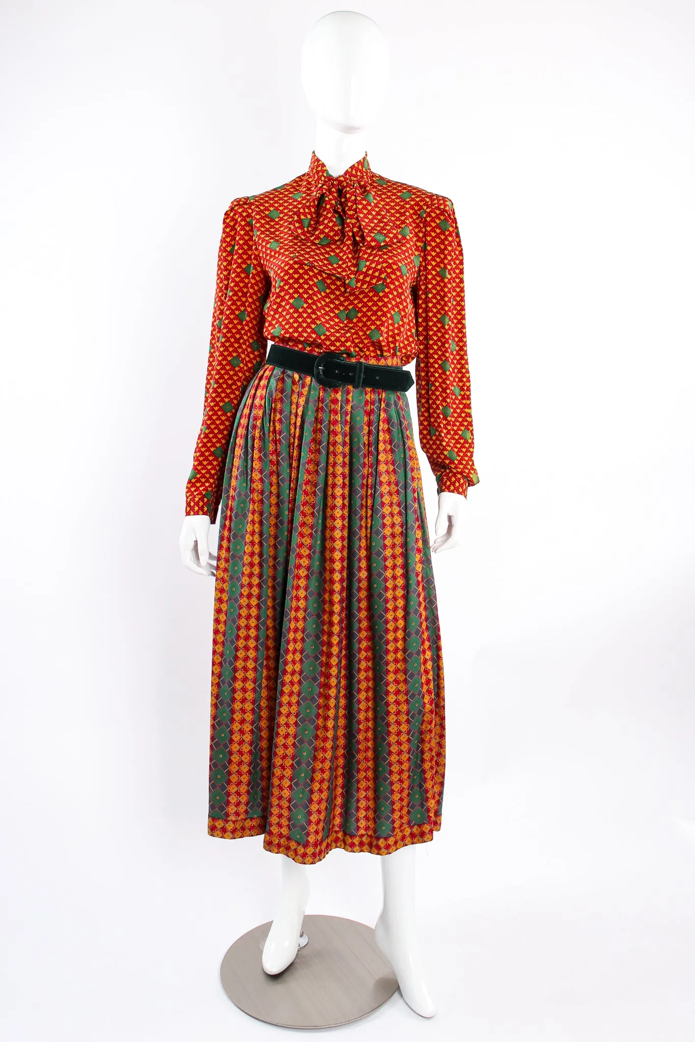 Tessellation Print Blouse & Skirt Set