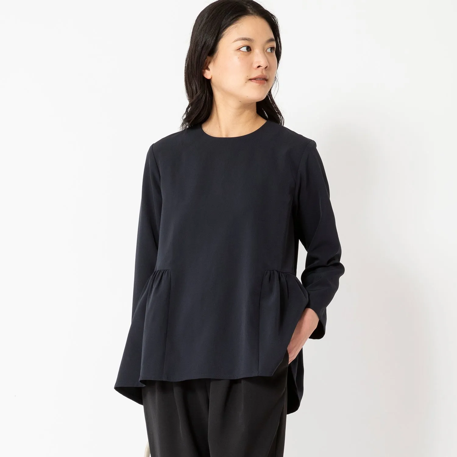 uncinq | アンサンク　Strech Double Cloth Peplum Blouse