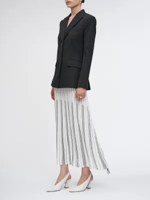 Variegated Pleat Skirt in Off-White