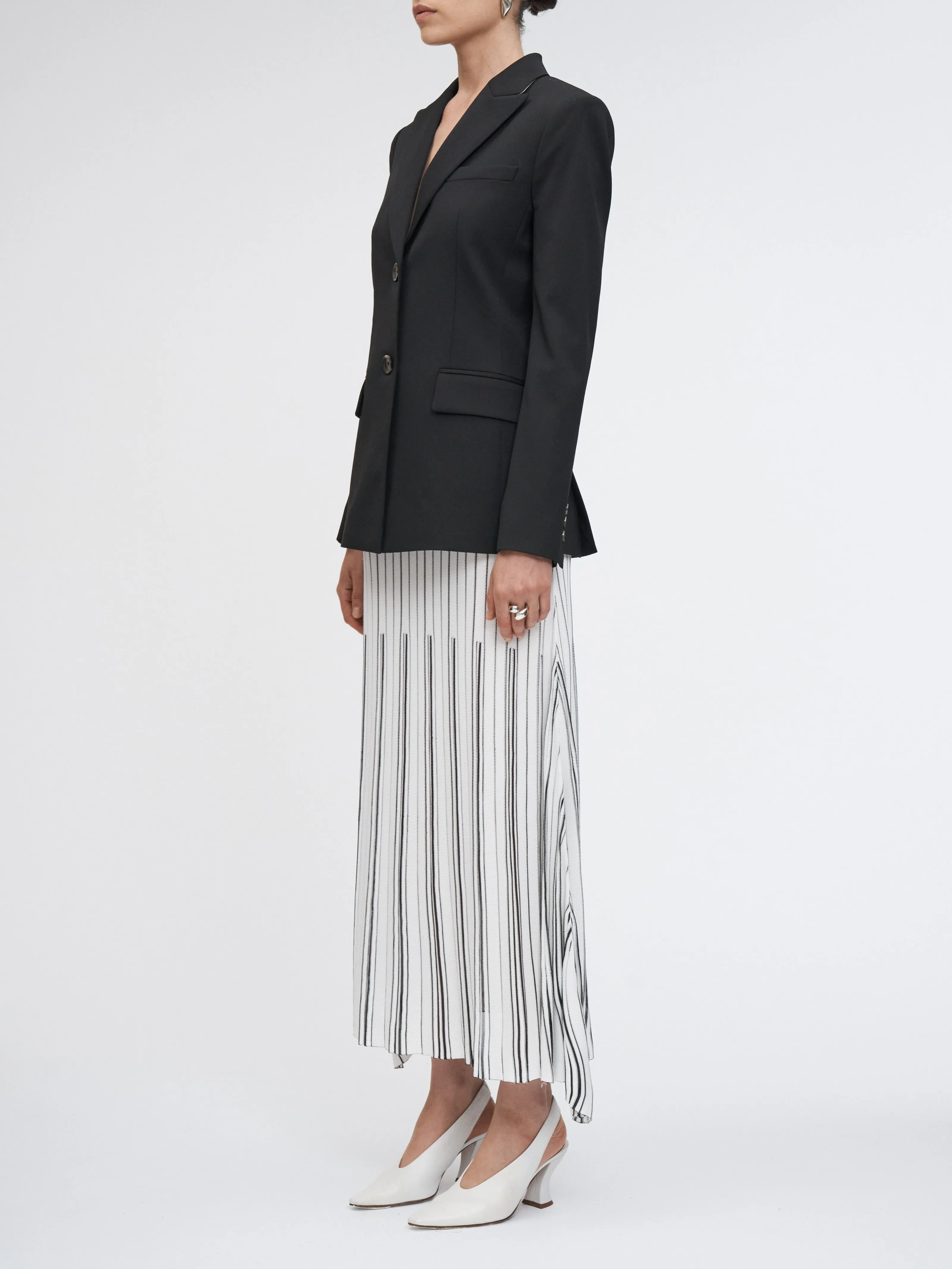Variegated Pleat Skirt in Off-White