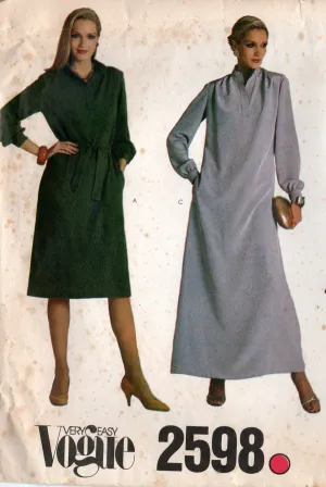Very Easy Vogue 2598 Womens Pullover Caftan Style Dress or Top 1980s Vintage Sewing Pattern Size 12 Bust 34 inches UNCUT Factory Folded