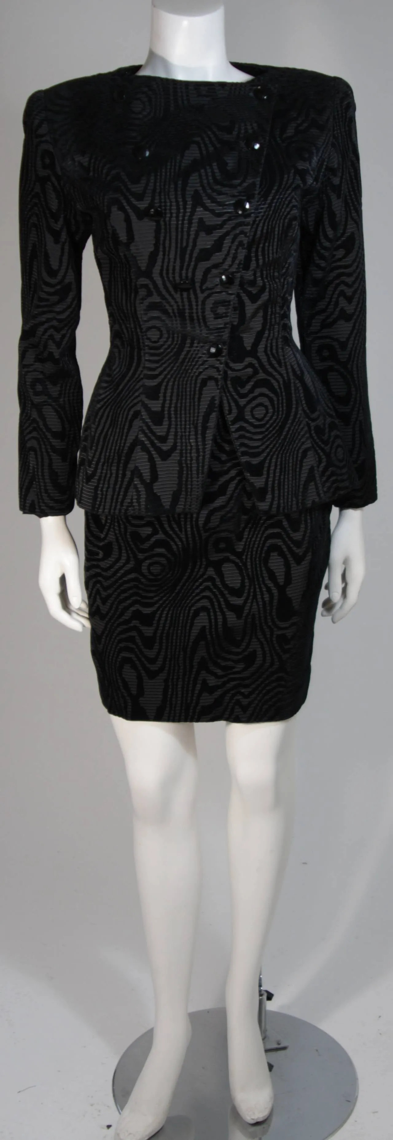 VICKY TIEL Black Silk Skirt Suit with Patterned Velvet Accents Size 38