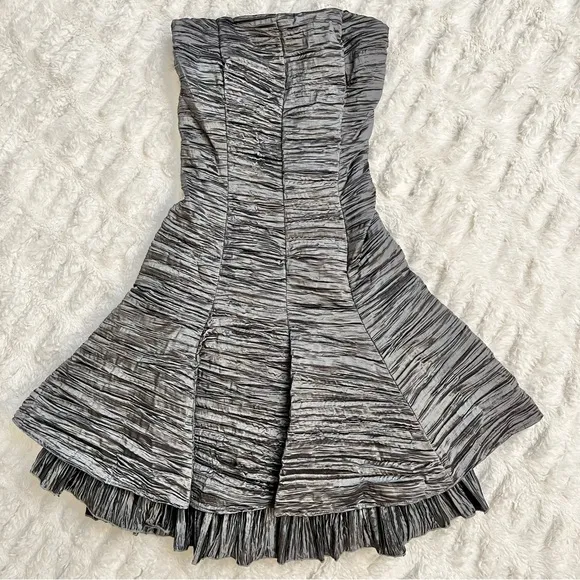 Vintage Jessica McClintock Grey Strapless Ruched Dress with Back Detail