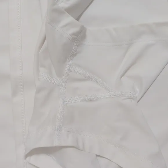 Vuori Break Point Skirt, Color White Size L