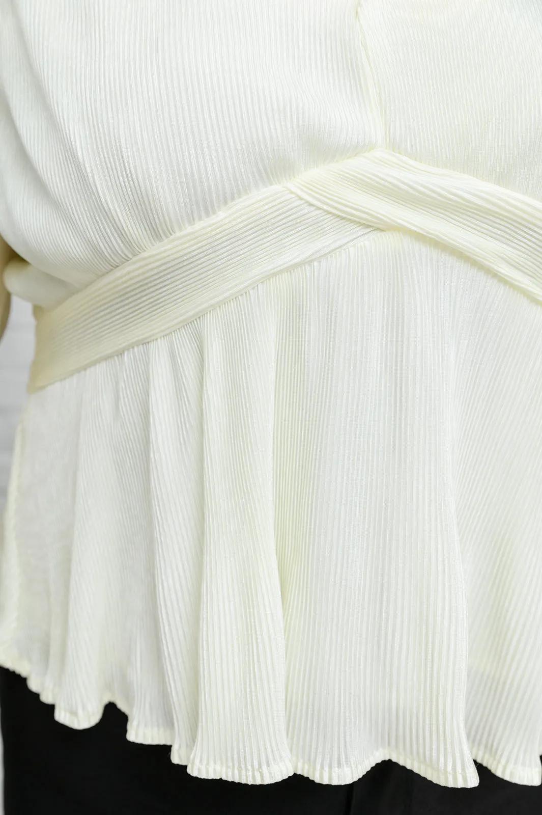 Xanidu Long Sleeve V-Neck Blouse - White, Peplum Style, Balloon Sleeves, Plissé Fabric