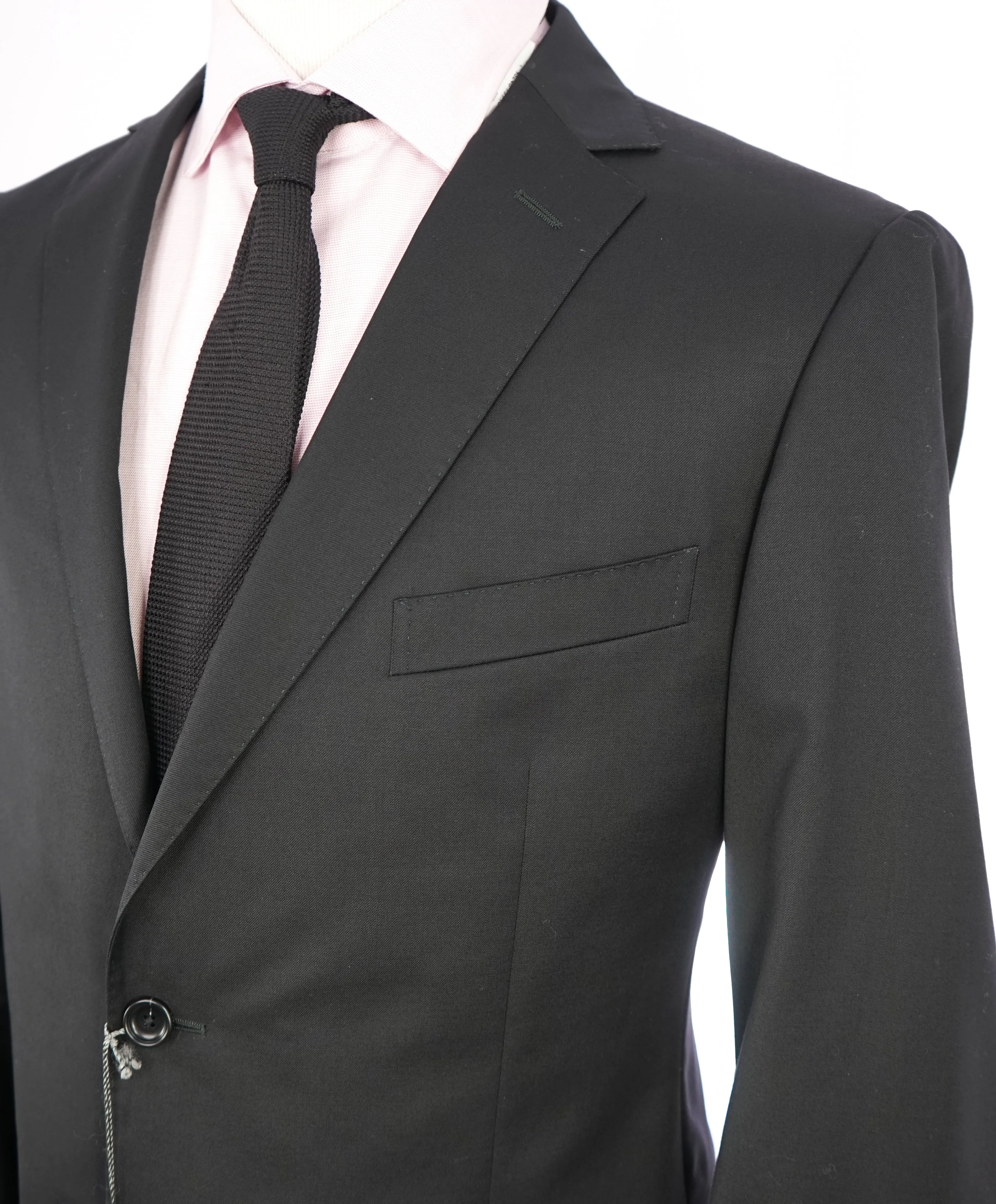Z ZEGNA - Solid Black Fabric *CLOSET STAPLE* Drop 8 Wool Suit - 46R