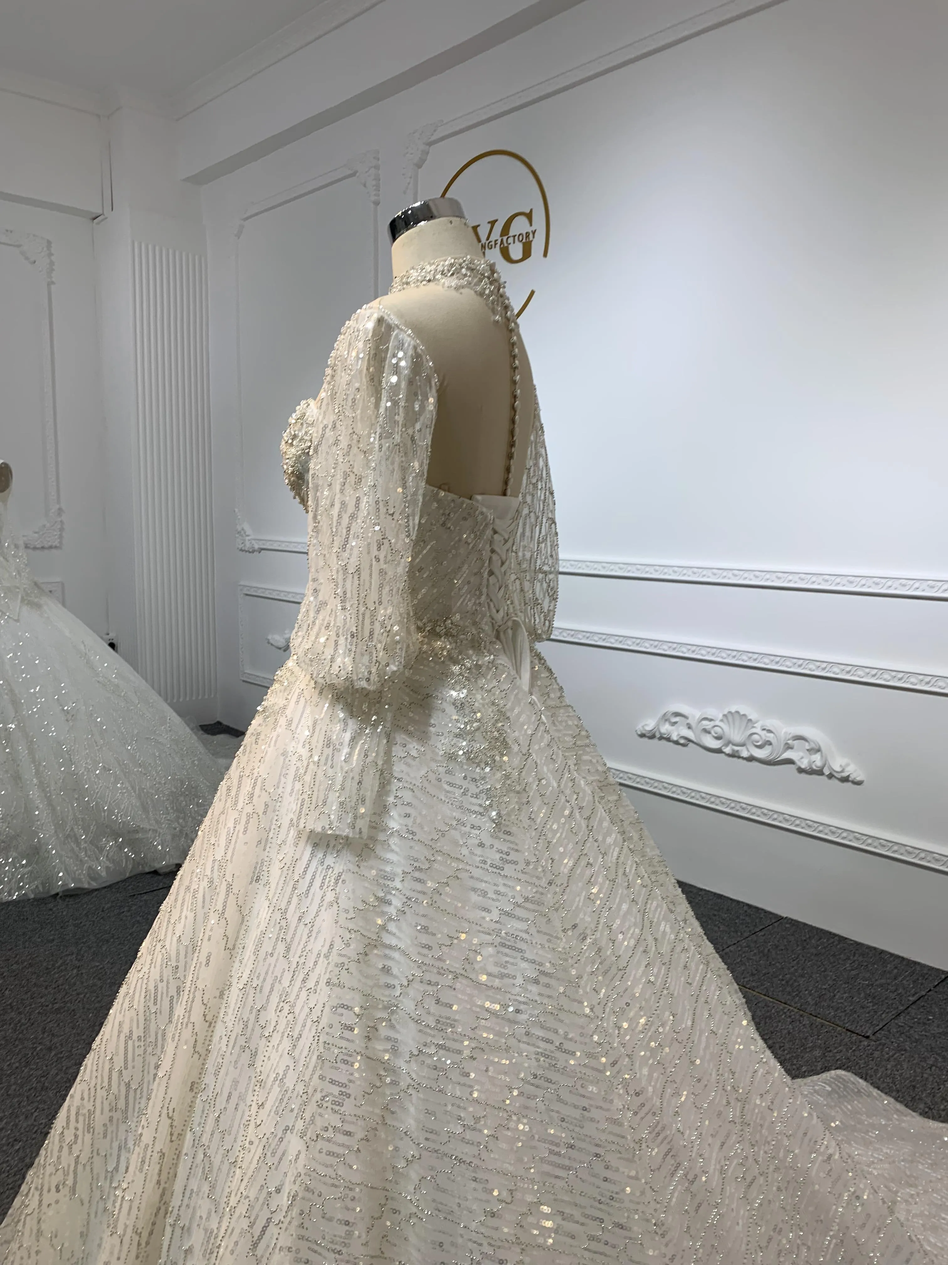 Z003-Sweetheart Neckline A-line Wedding Dress With Removable Sleeves