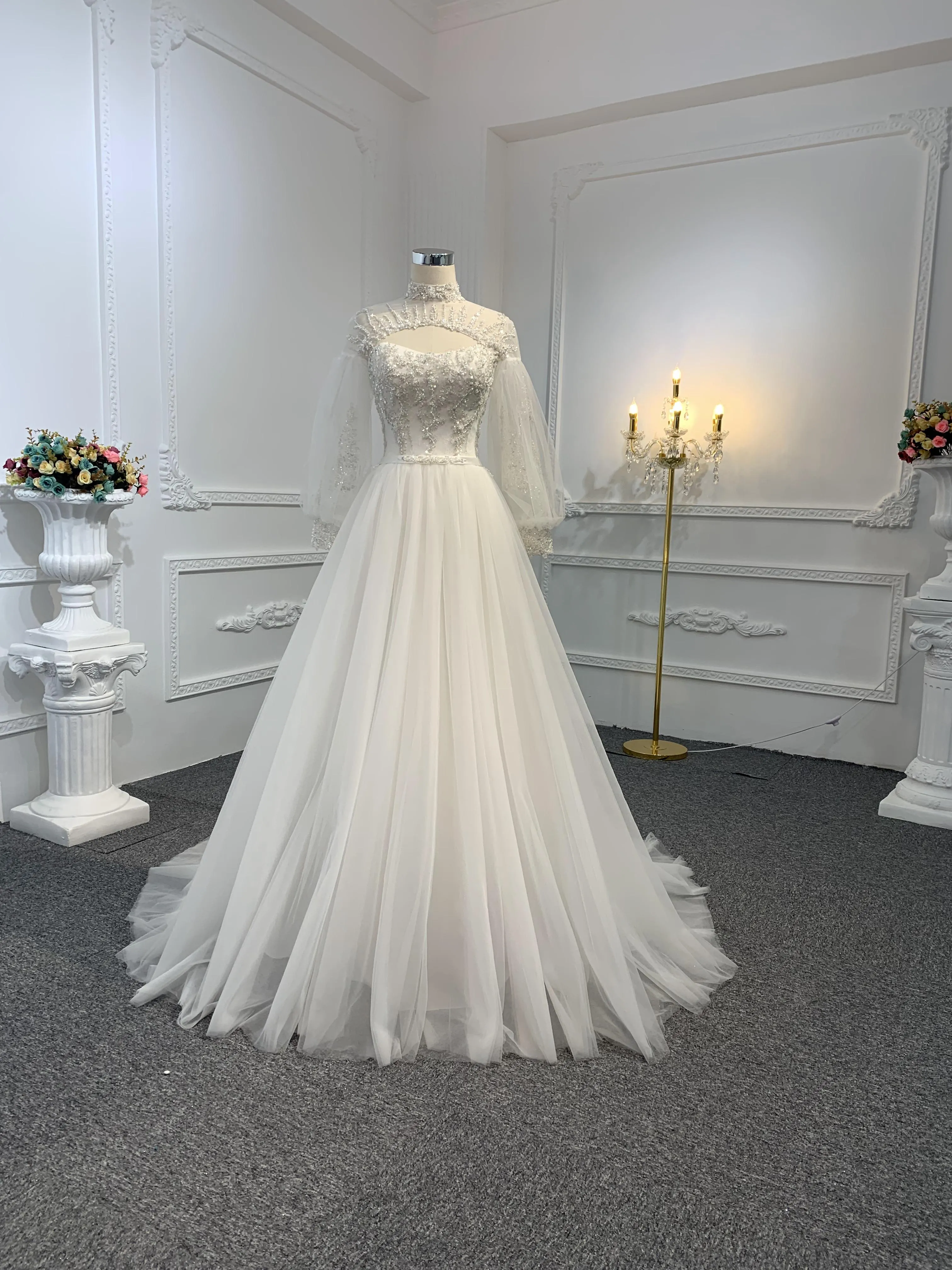 Z028-BYG OFF-WHITE ORGANZA A-LINE DRESS
