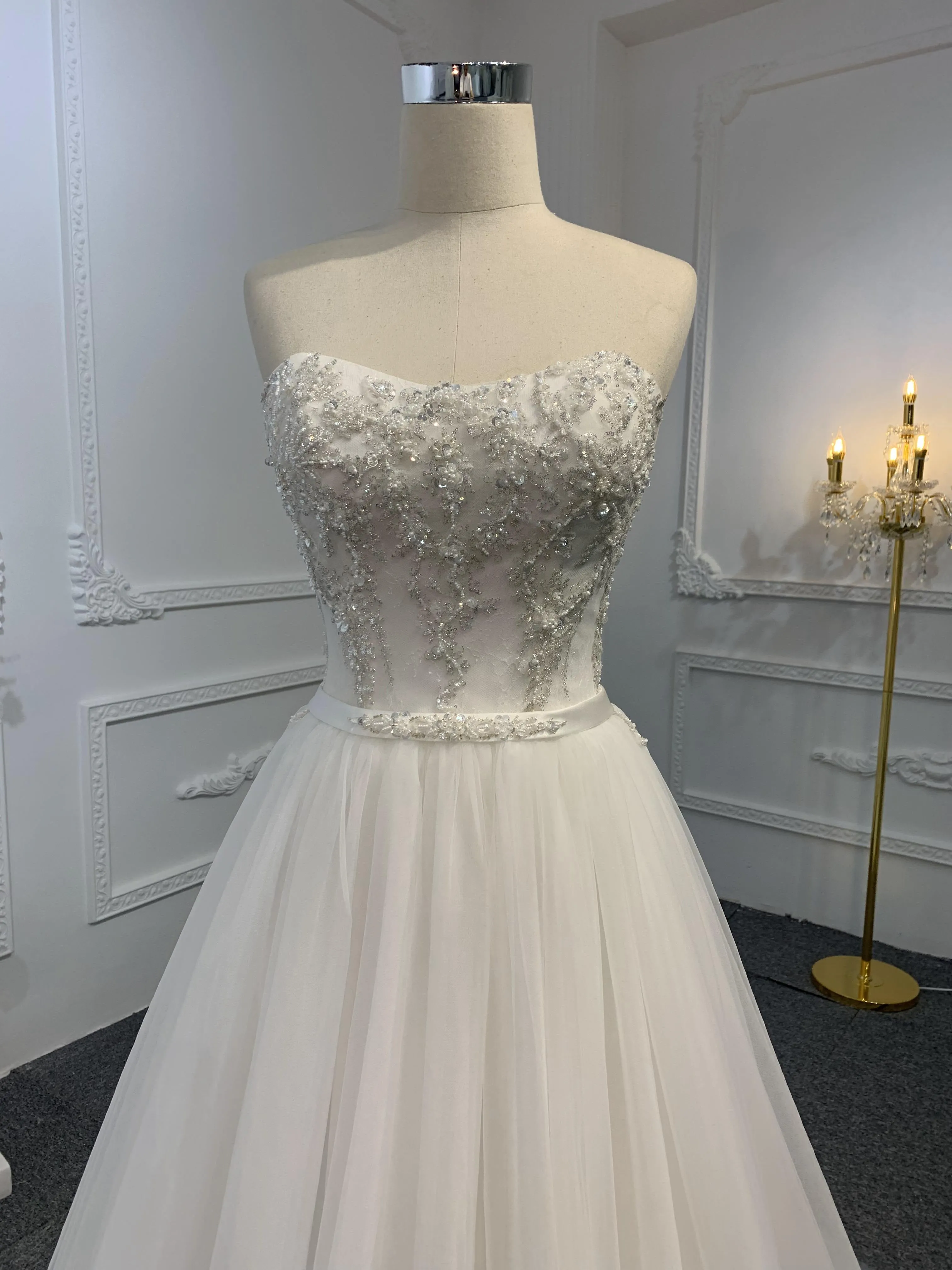 Z028-BYG OFF-WHITE ORGANZA A-LINE DRESS